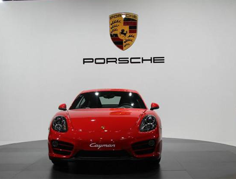 保時(shí)捷4S店