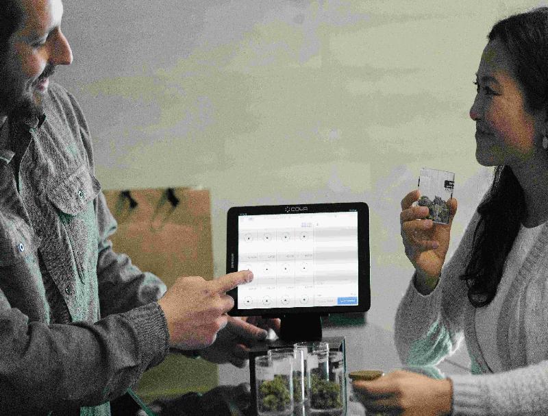 巴西客戶習(xí)慣社交溝通：WhatsApp 如何與呼叫中心深度融合？